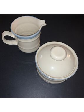 Cream & Blue Ceramic Creamer & Sugar Set One Size